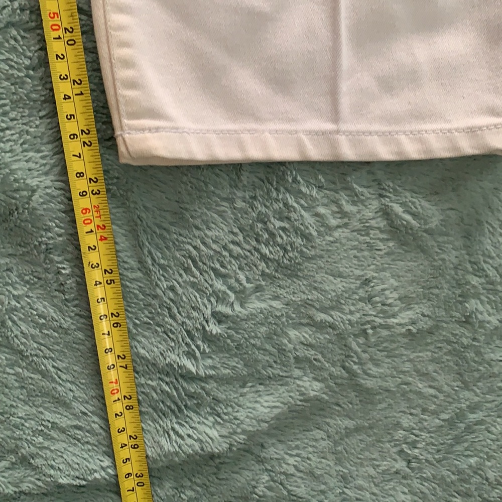 Relativity White Capris - Picture 6 of 7